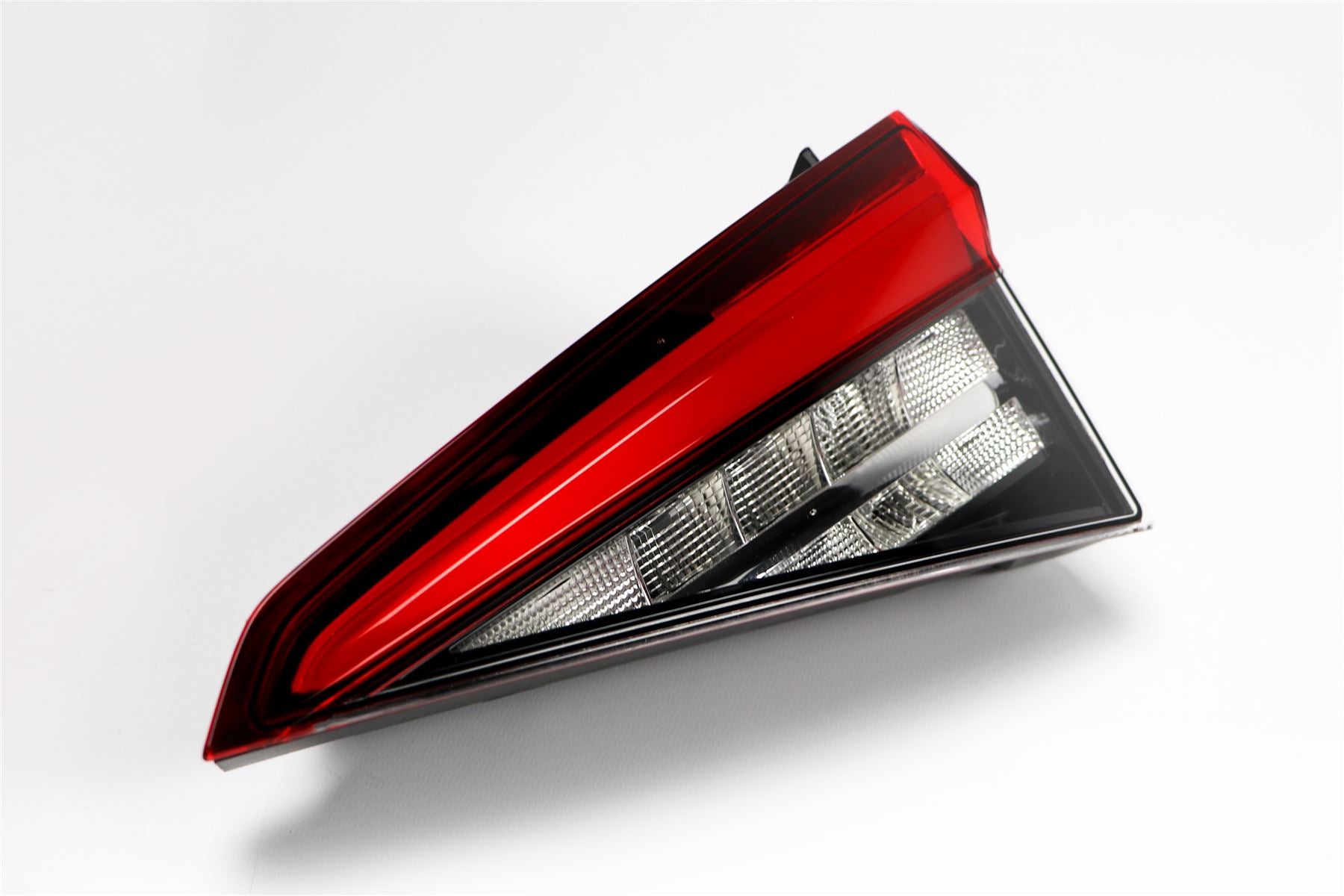 Skoda Kodiaq Right Rear Light, Valeo OEM, OEM 565.945.308.C - View 6