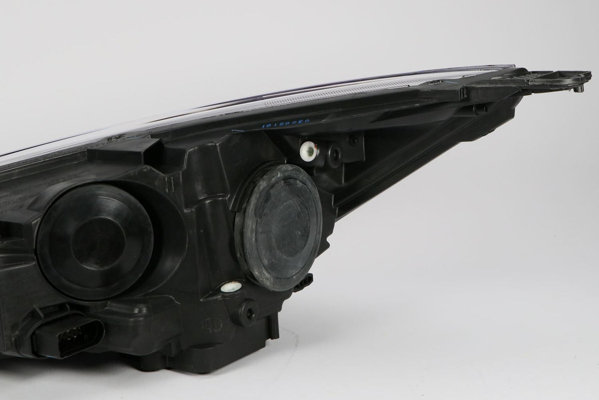 Hella Right Headlight for Ford, OEM quality, OEM 1866237 - View 4
