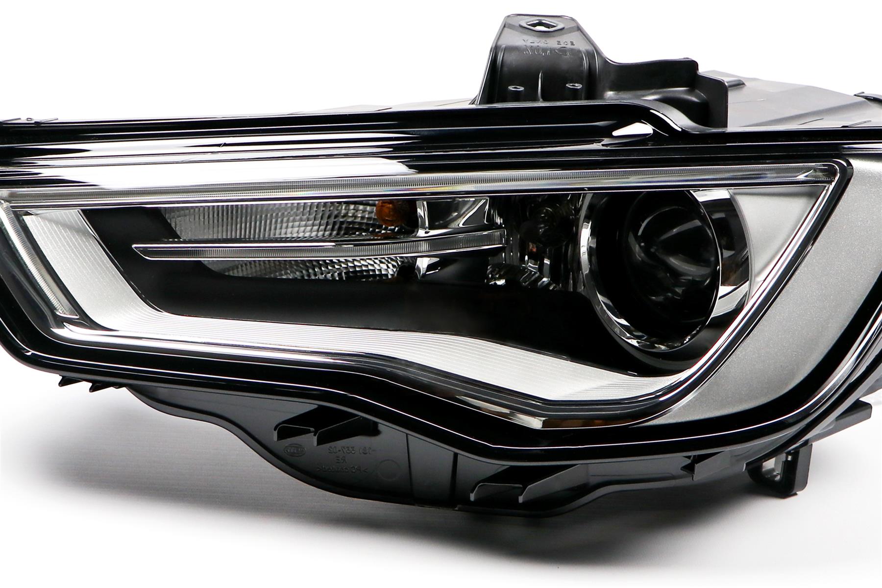 Hella Bi-Xenon AFS Left Headlight for Audi, OEM quality, OEM 8V0941753 - View 9