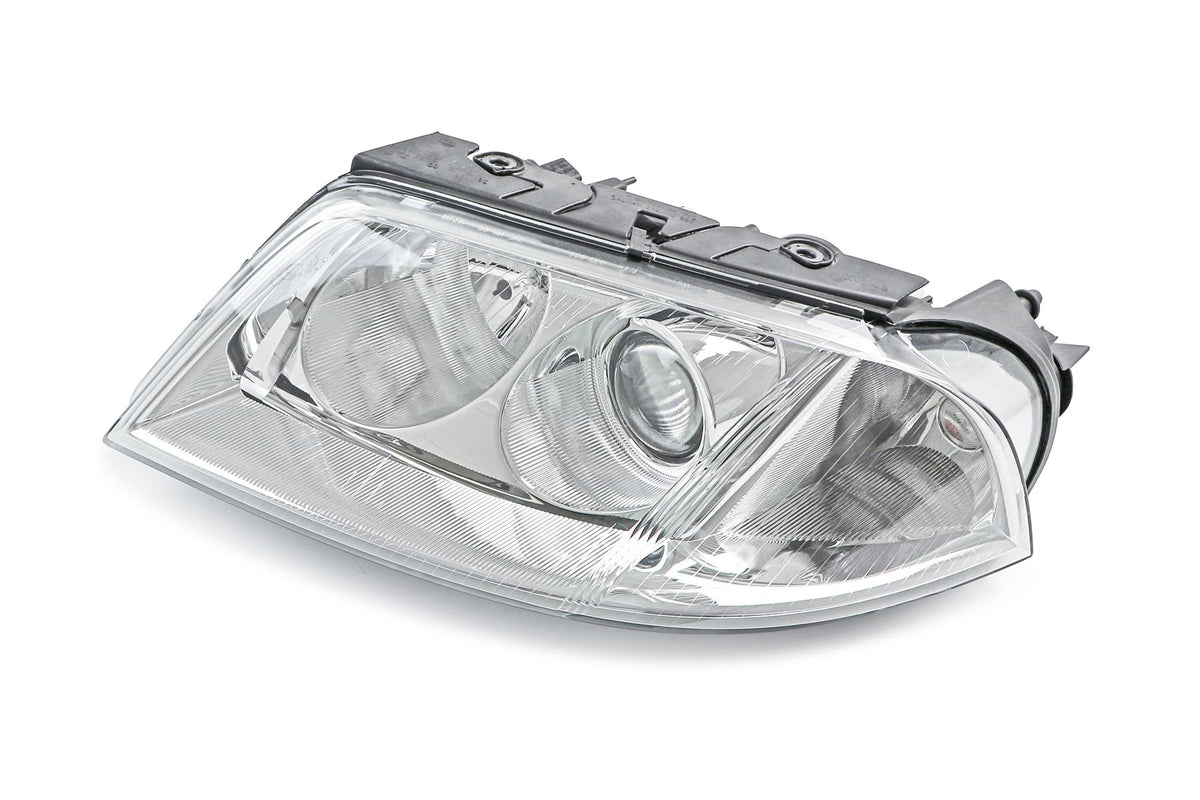 Hella Left Headlight for Volkswagen, OEM quality, OEM 3B0941015 - View 2