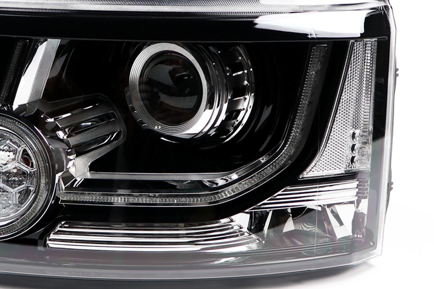 Land Rover Discovery Headlight Cover, Valeo OEM, OEM LR052386 - View 8