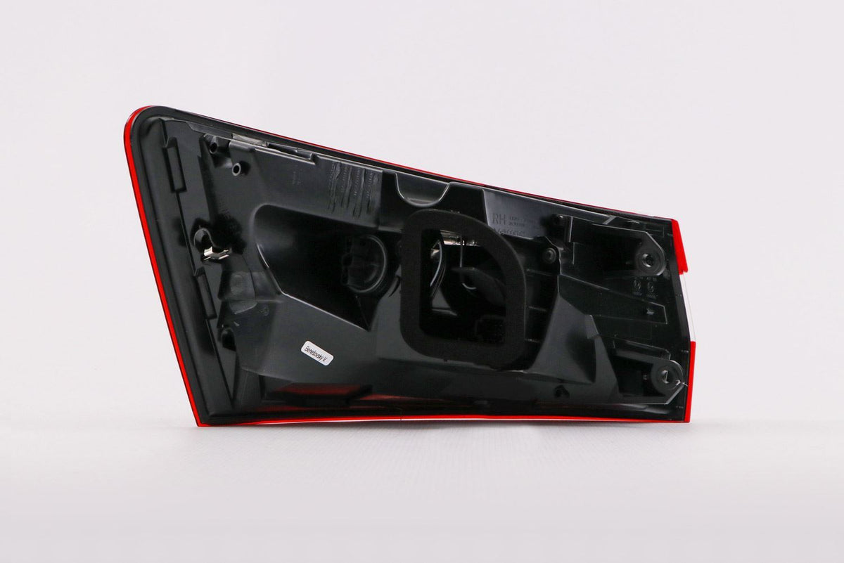 Hella LED Right Rear Light for Skoda, OEM quality, OEM 3V9945208A - View 6