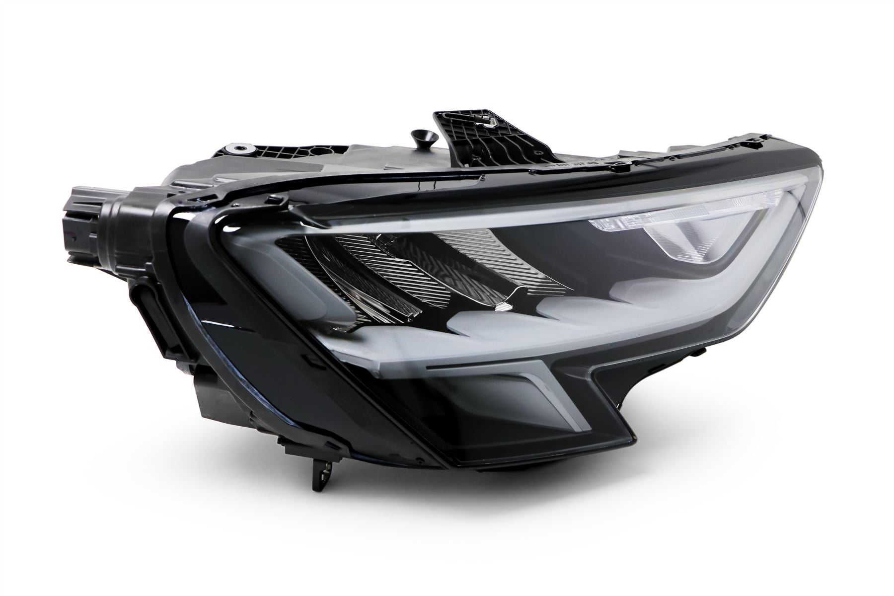 Audi A3 Sportback Right Headlight, Valeo OEM, OEM 8Y0941012A - View 8