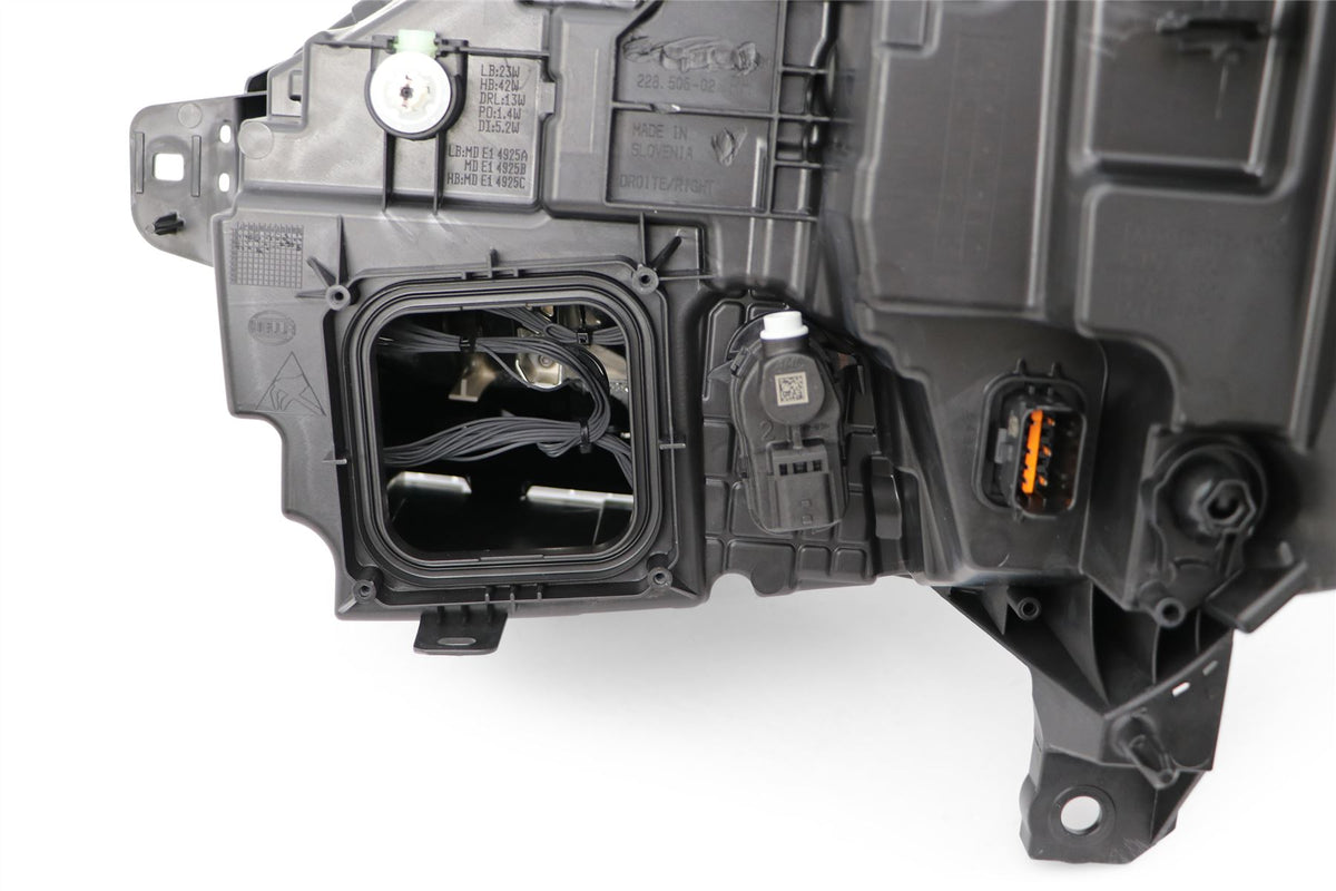 Renault Trafic Right Headlight, Hella OEM, OEM 260103591R - View 7