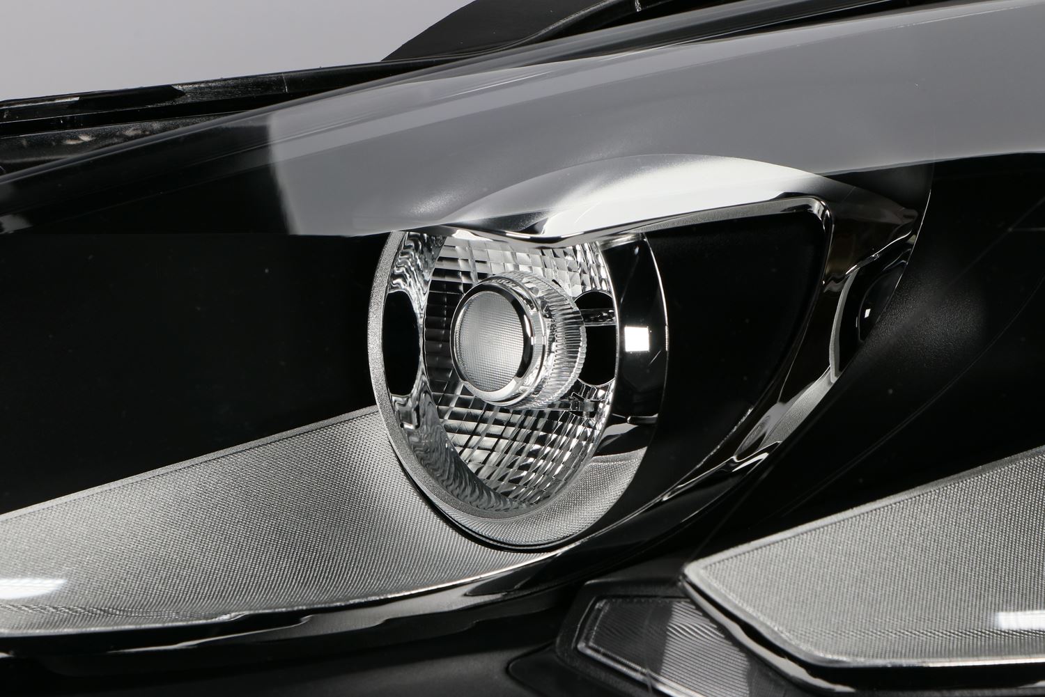 Hella Bi-Xenon AFS Left Headlight for Volkswagen, OEM quality, OEM 5K2941751C - View 2