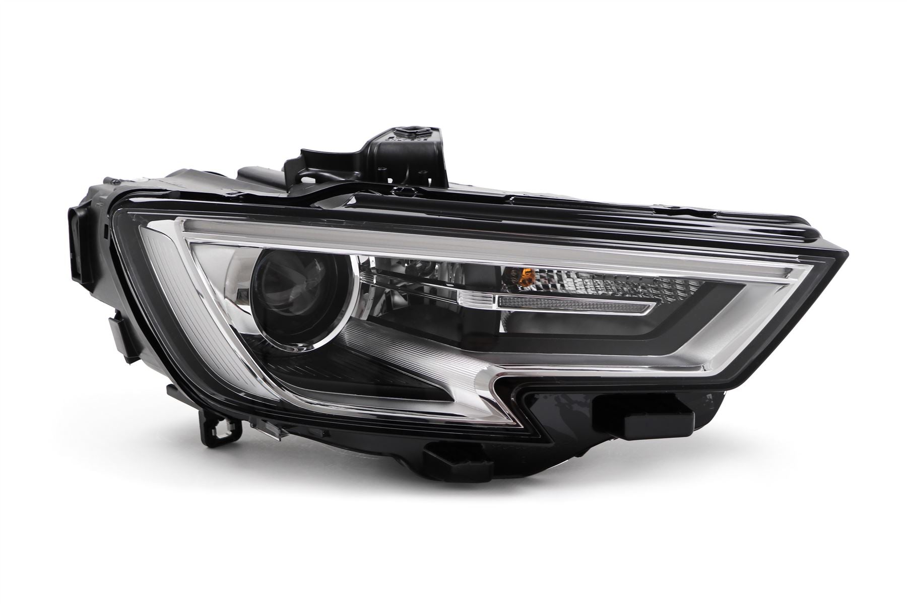 Audi A3 Right Headlight, Valeo OEM, OEM 8V0941044F, MPN 46817