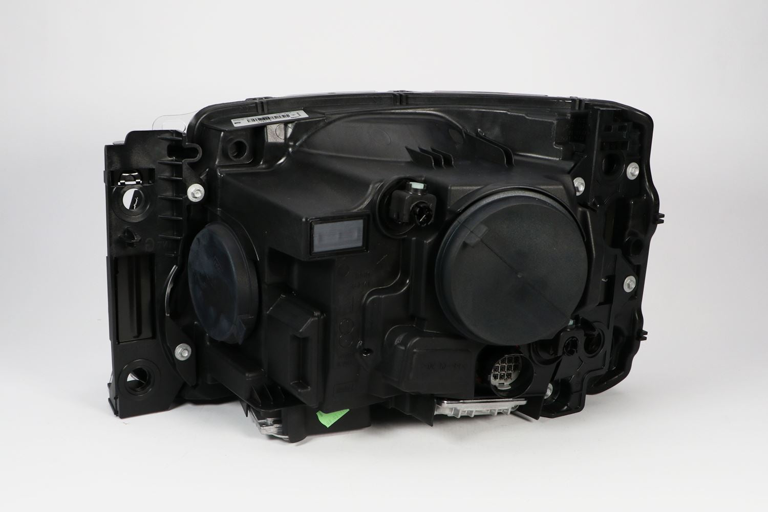 Land Rover Discovery Headlight Cover, Valeo OEM, OEM LR052379 - View 12