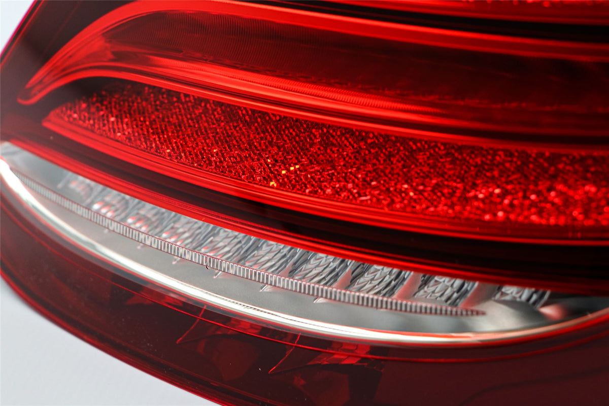 Mercedes-Benz E-Class Right Rear Light, Magneti Marelli OEM, OEM A2139068000 - View 7