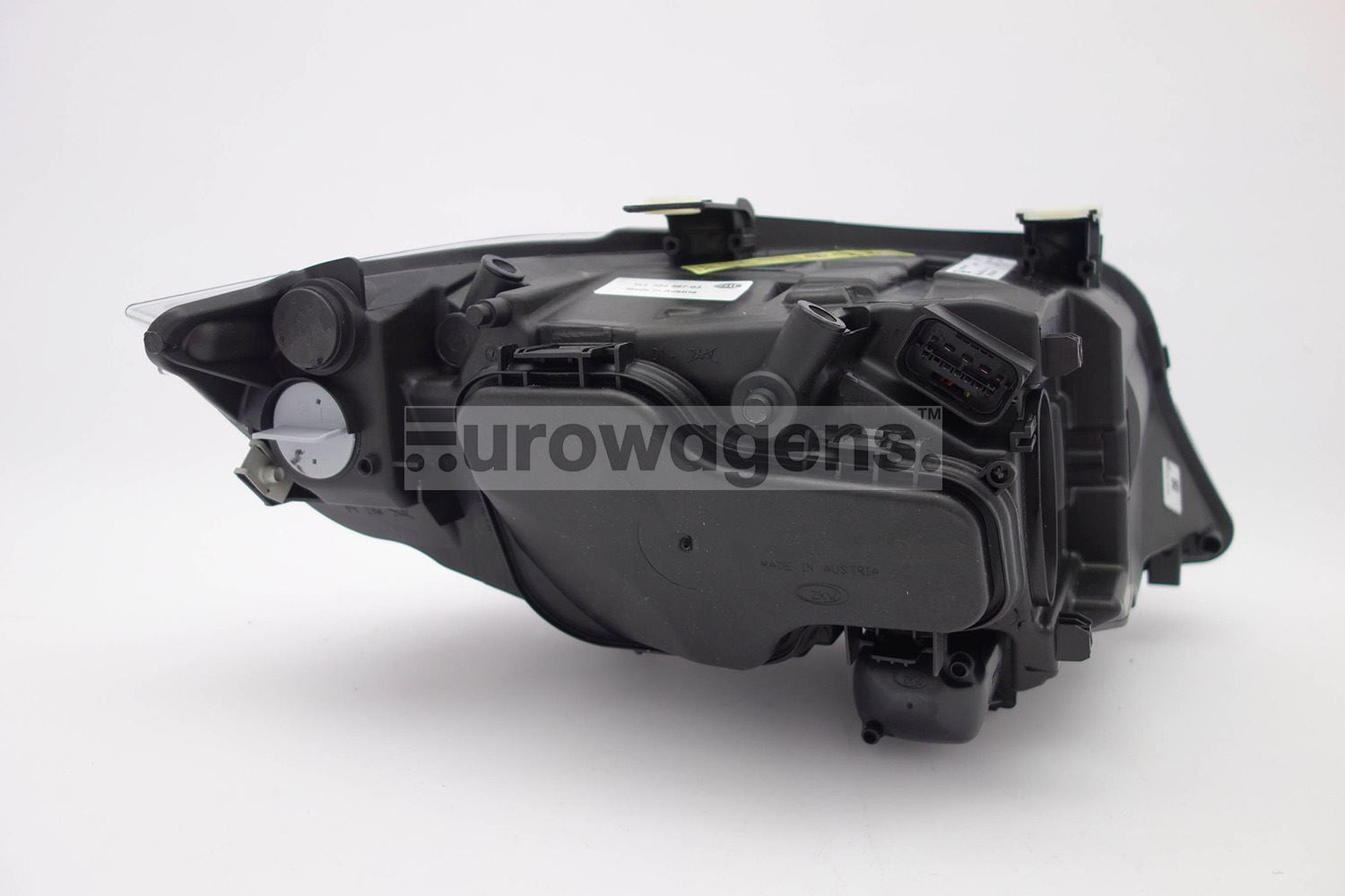 Hella Bi-Xenon Right Headlight for BMW, OEM quality, OEM 63117161674 - View 3
