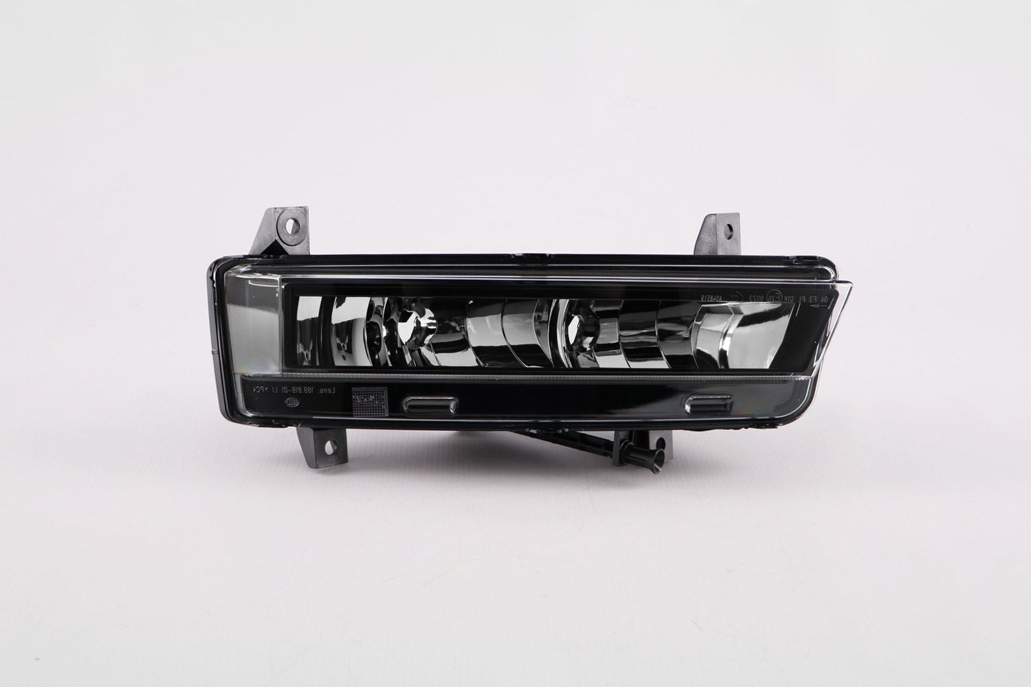 Hella Right Front Fog Light for Skoda, OEM quality, OEM 5E0941702A, MPN 1NE 011 477-121