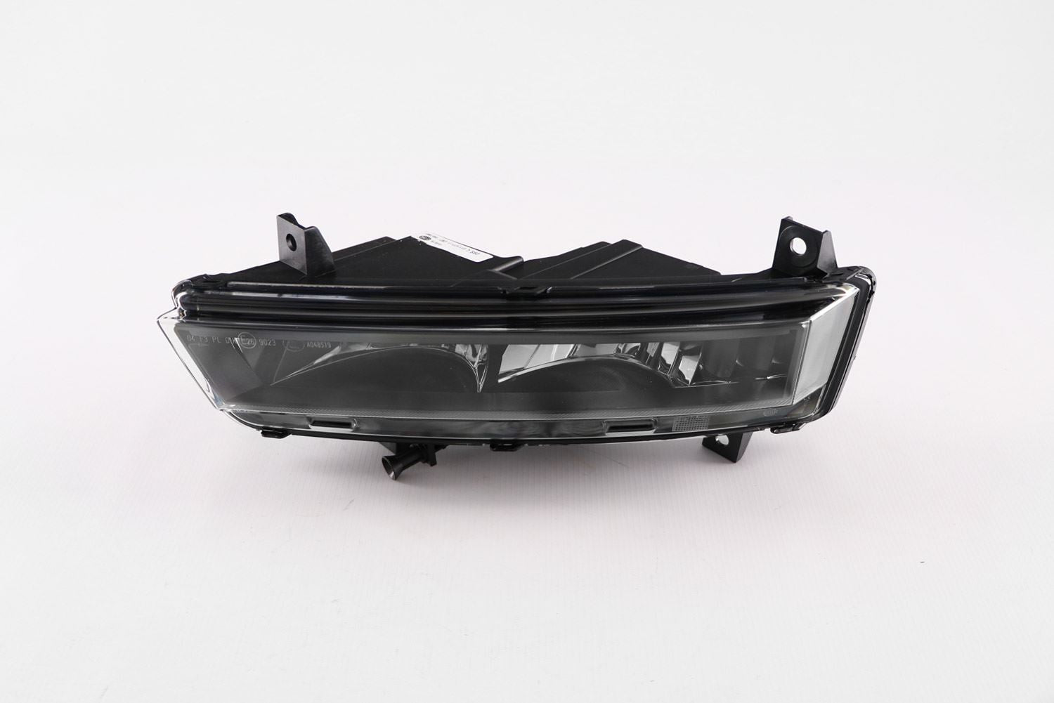 Hella Left Front Fog Light for Skoda, OEM quality, OEM 5E0941701A - View 8