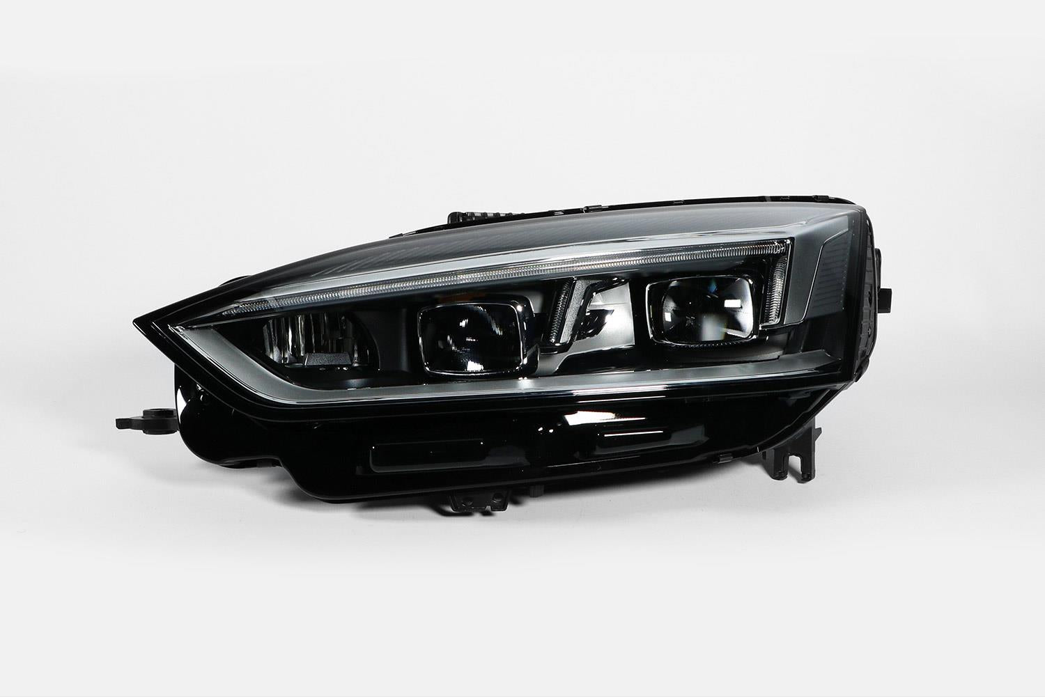 Audi A5 Left Headlight, Magneti Marelli OEM, OEM 8W6941035A, MPN MHL9132