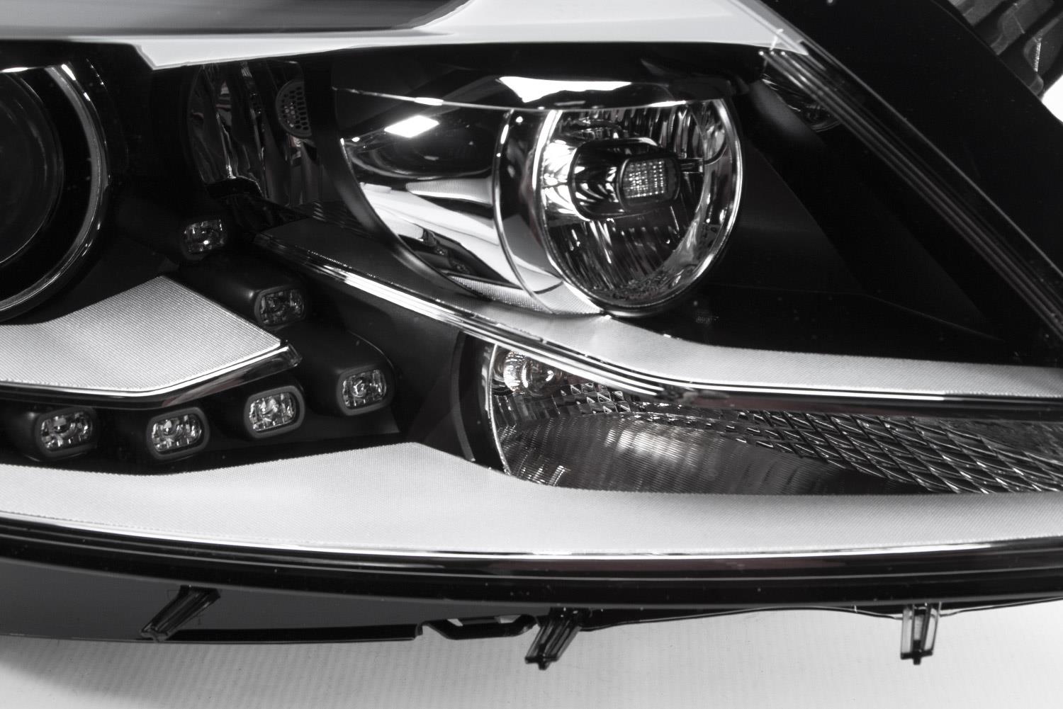 Volkswagen CC Right Headlight, Magneti Marelli OEM, OEM 3C8941752G - View 2