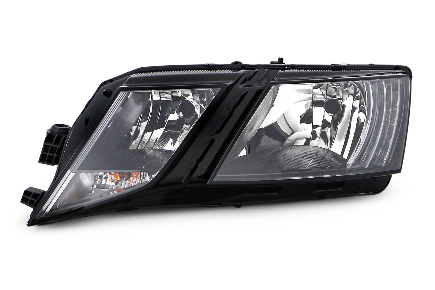 Skoda Octavia Left Headlight, Magneti Marelli OEM, OEM 5E2941015C, MPN MHL9082