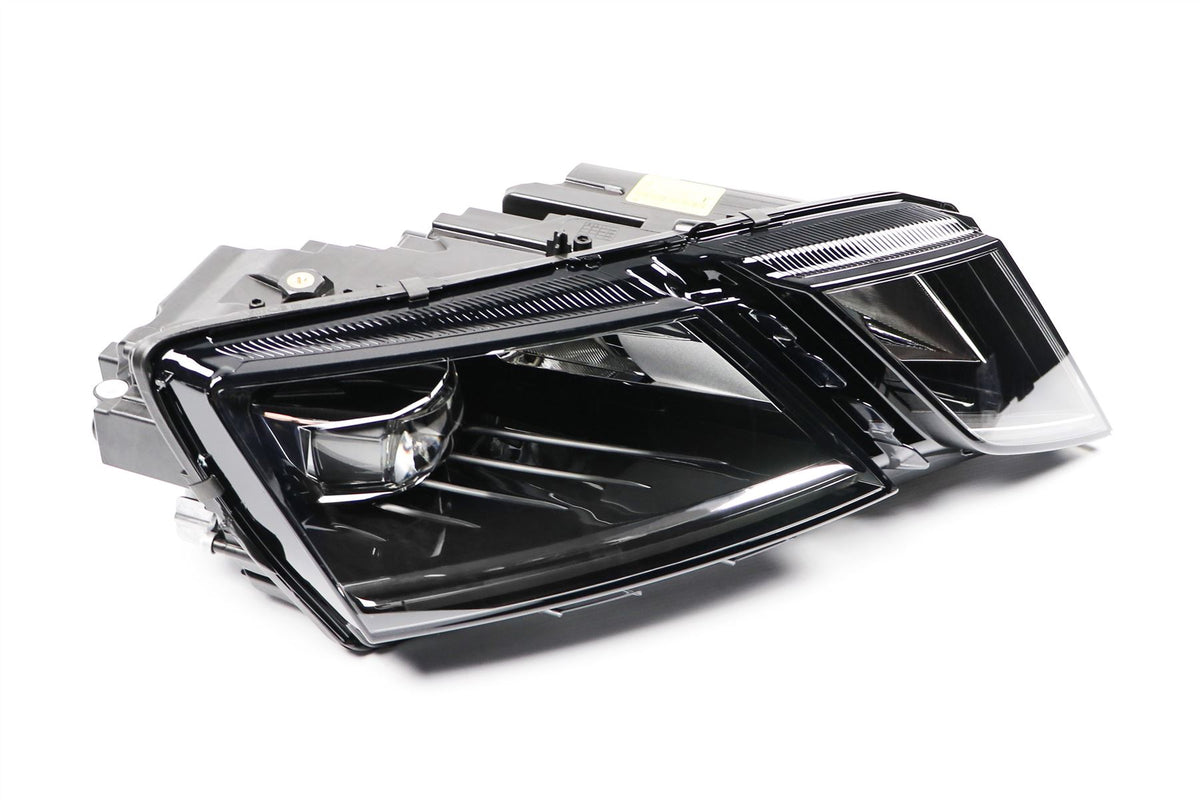 Skoda Octavia Right Headlight, Magneti Marelli OEM, OEM 5E2941016D - View 9