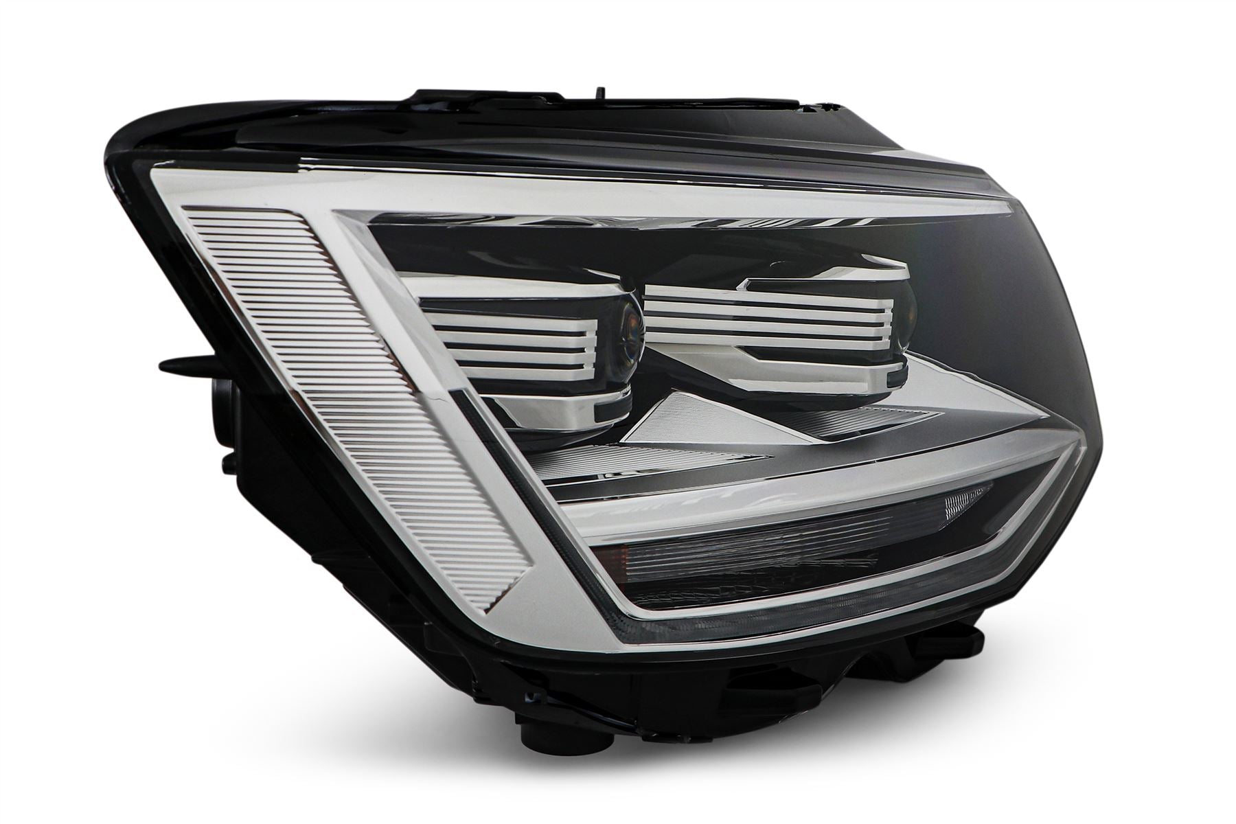 Volkswagen Transporter T6 Right Headlight, Valeo OEM, OEM 7E2941774 - View 3