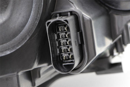 Hella Left Headlight for Audi, OEM quality, OEM 8V0941003A - View 6